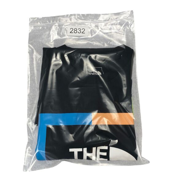 The North Face Coordinates Small Men's Tee Shirt Never Stop Exploring - Picture 9 of 10